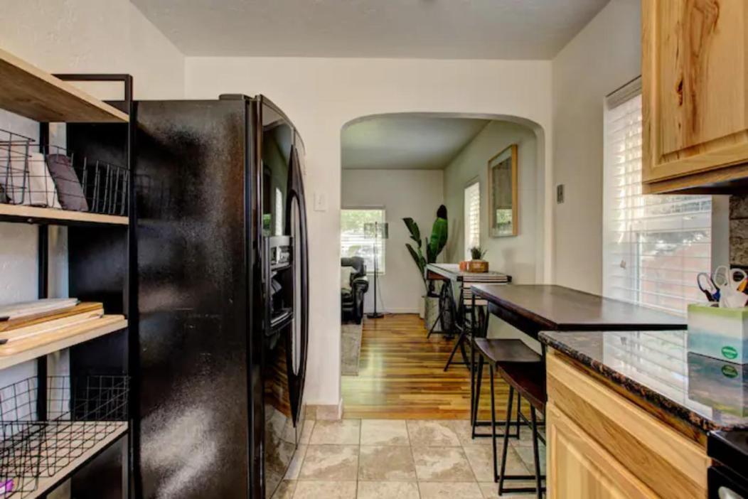Home Sweet Idahome, Feels Like Home With All The Decor You Wish You Could Afford King Bed In Master, Fully Fenced Dog Friendly Yard, A Few Blocks From Bsu And Downtown Boise, Your Perfect Stay! Kültér fotó
