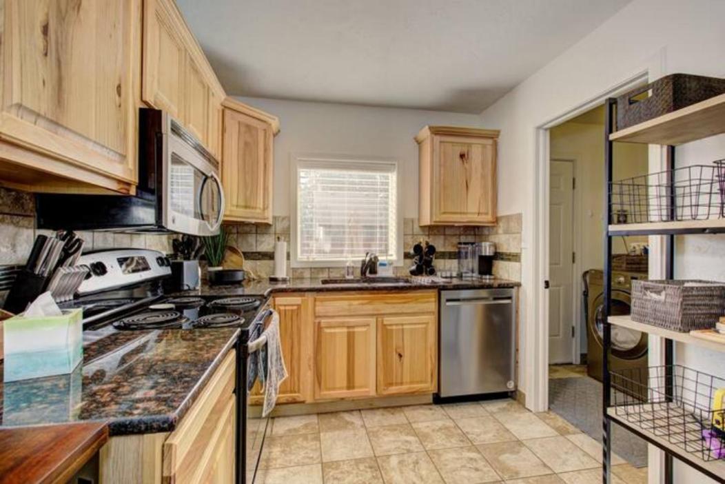 Home Sweet Idahome, Feels Like Home With All The Decor You Wish You Could Afford King Bed In Master, Fully Fenced Dog Friendly Yard, A Few Blocks From Bsu And Downtown Boise, Your Perfect Stay! Kültér fotó