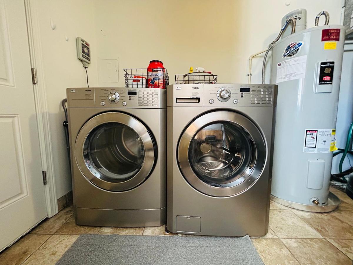 Home Sweet Idahome, Feels Like Home With All The Decor You Wish You Could Afford King Bed In Master, Fully Fenced Dog Friendly Yard, A Few Blocks From Bsu And Downtown Boise, Your Perfect Stay! Kültér fotó